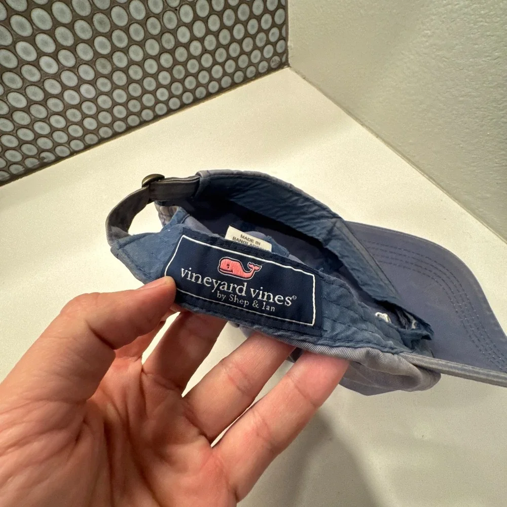 Vineyard Vines Hat Cap Blue‎ Whale One Size Adjustable Strap Back Embroidered